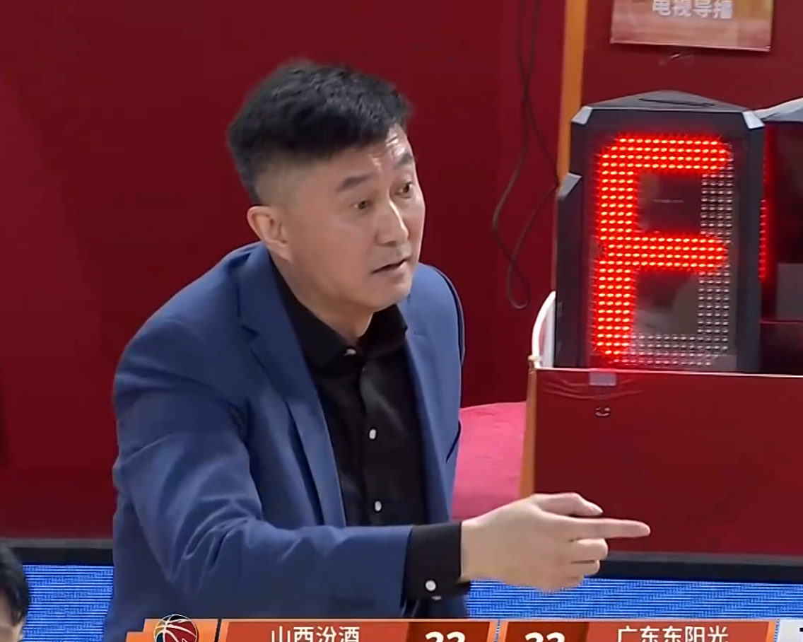 火箭队1号位变天？4控卫之外，可摘2轮新秀，斯通底薪有望再签1人