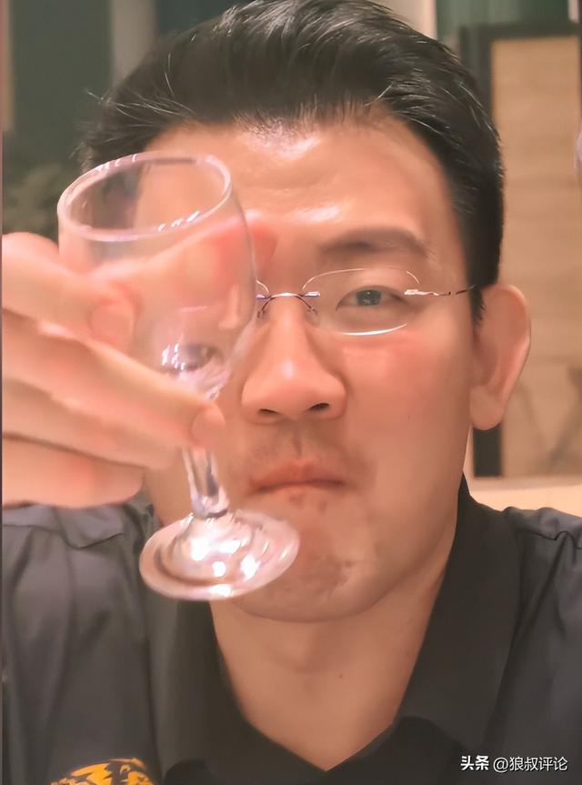 24小时概率涨5倍，超热火成第一下家，绿军追字母哥这事疑点太多