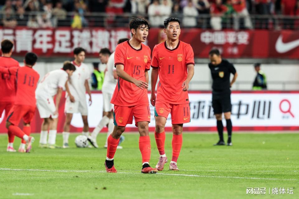 又不能过夜了……2:2战平新西兰队后，伊朗队主帅称球队突然被勒令须立即离开美国