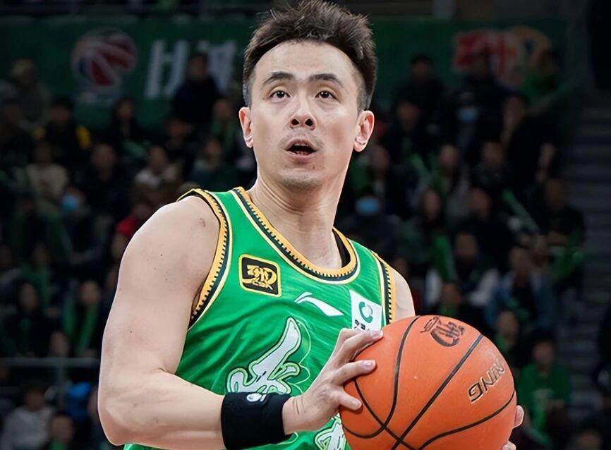 林德洛夫：我们用表现让很多人闭嘴了；哲凯和伊萨克就是最强组合