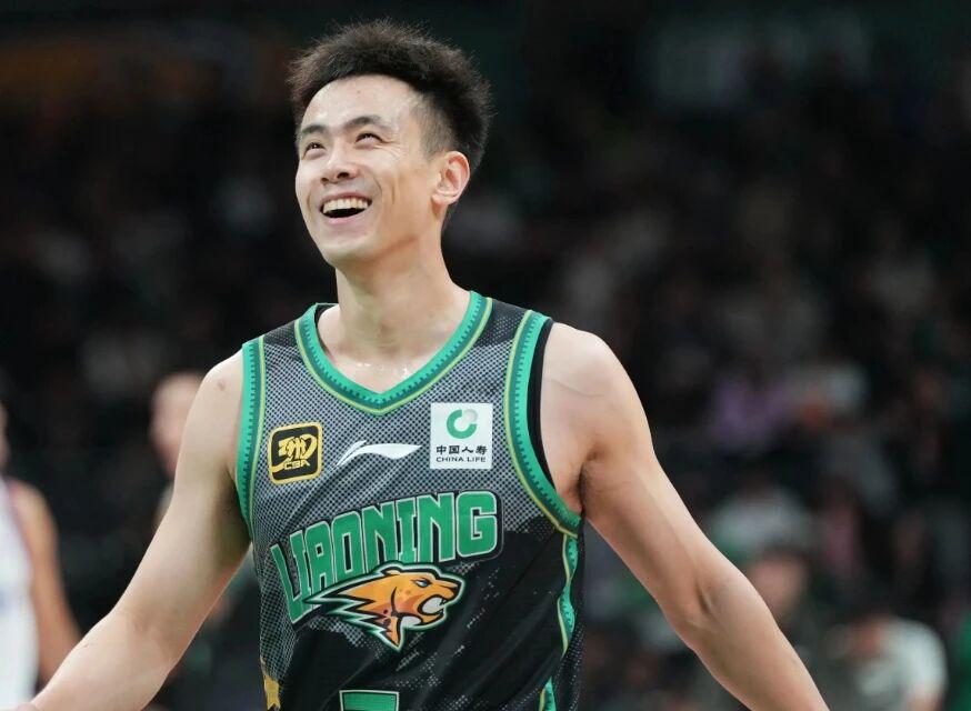 队报：里昂与多特就550万欧签下迪朗维尔达成协议